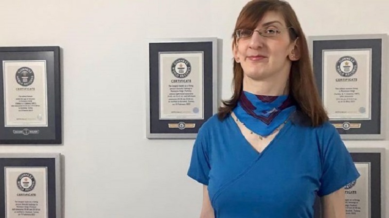 À 25 ans, la Turque Rumeysa Gelgi est la « plus grande femme du monde